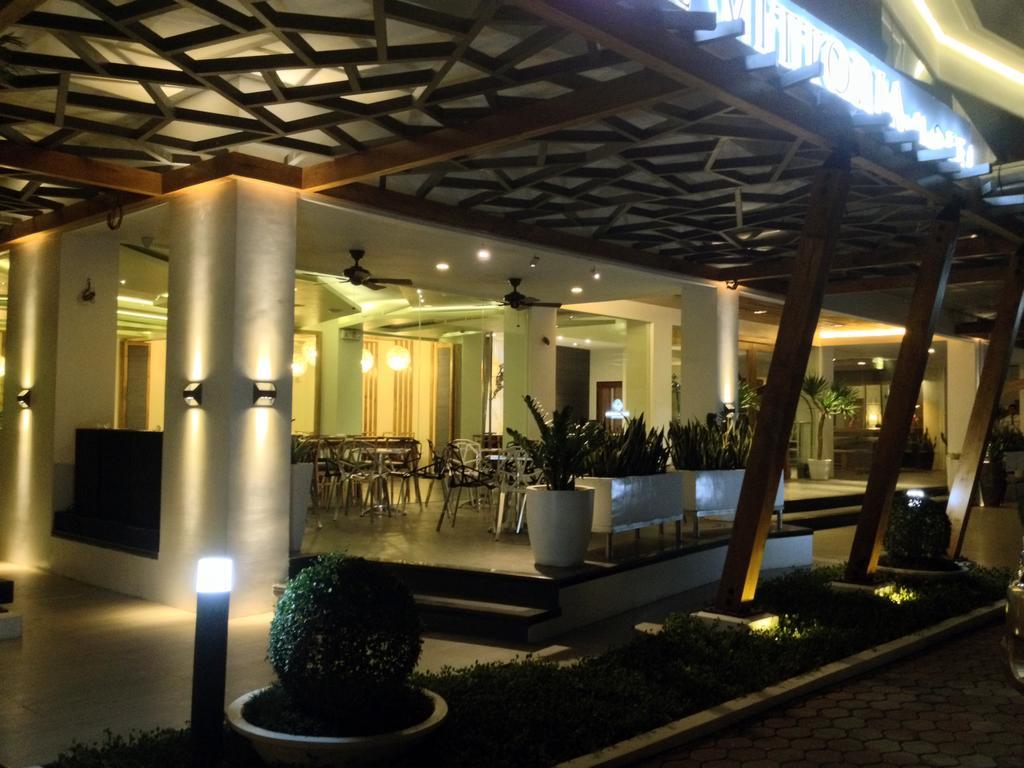 One Vittoria Hotel Виган Екстериор снимка